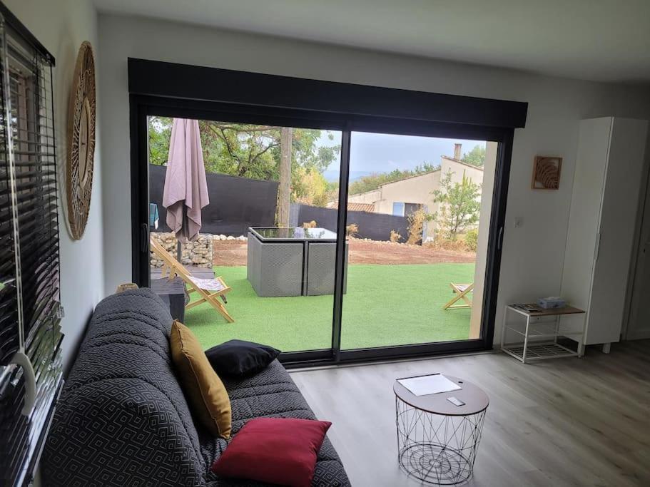Appartement Tout Equipe En Rez-De-Jardin Entre Gard Et Ardeche Saint-Julien-de-Peyrolas Bagian luar foto