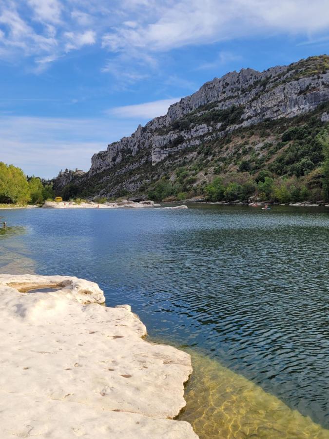 Appartement Tout Equipe En Rez-De-Jardin Entre Gard Et Ardeche Saint-Julien-de-Peyrolas Bagian luar foto